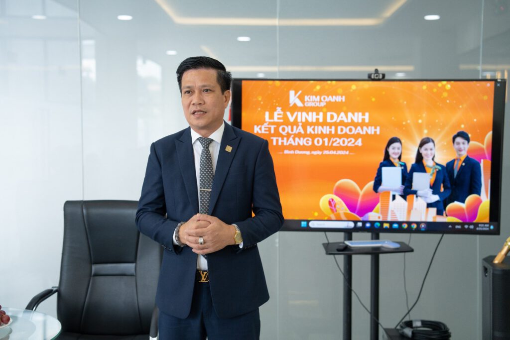 vinh-danh-01-7 Ông Tô Duy Chinh chia sẻ tại lễ vinh danh